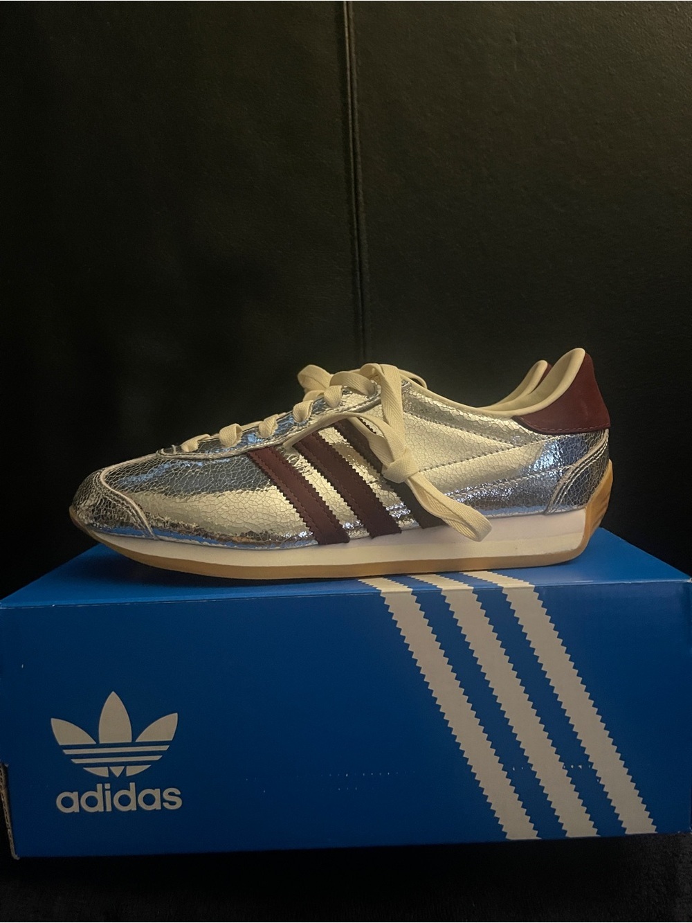 Adidas Women’s Country OG Silver and Maroon Women's Sneakers Size 7 NWB HTF - Picture 10 of 16
